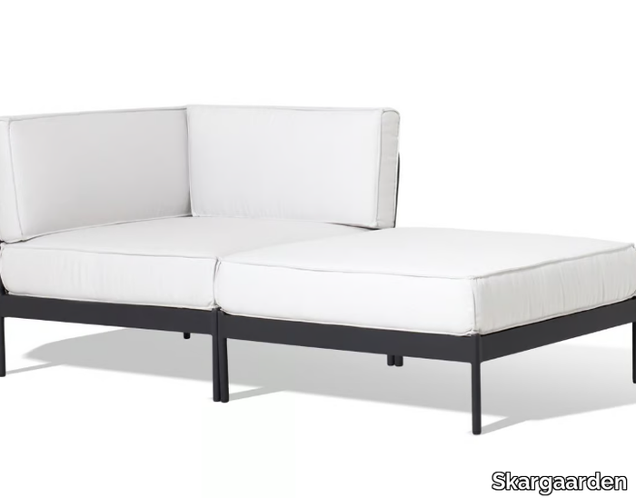LIDÖ - Upholstered Sunbrella® Garden daybed _ Skargaarden
