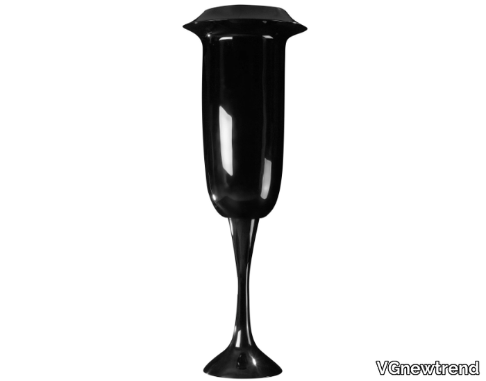 MAXI-CUP-VGnewtrend-452814-relb7b490f6.jpg