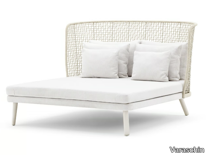 EMMA DAYBED - Garden bed with high backrest _ Varaschin