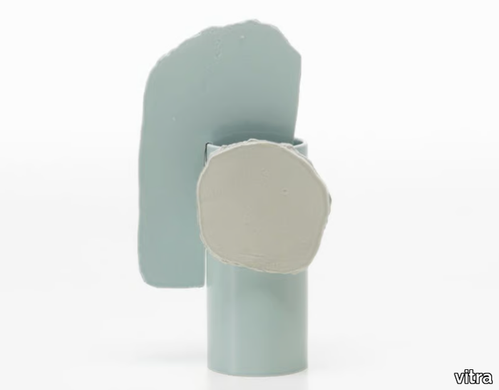 VASES DÉCOUPAGE FEUILLE - Handmade clay vase _ Vitra