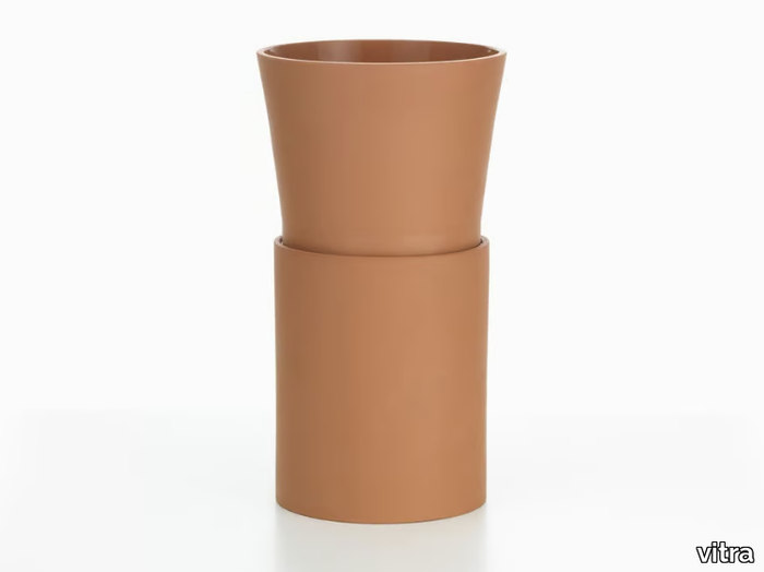 TERRACOTTA POTS MEDIUM - Terracotta vase _ Vitra