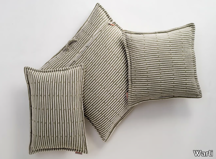 SITE-SOFT-STICK-Outdoor-cushion-Warli-353724-rel28e9abe7.jpg