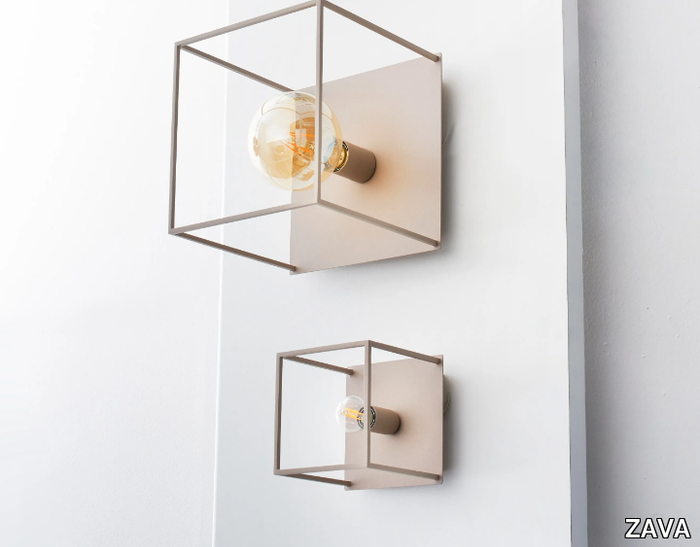 BOX - Iron wall light _ ZAVA