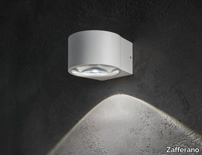 LENS - Die cast aluminium outdoor wall lamp _ Zafferano