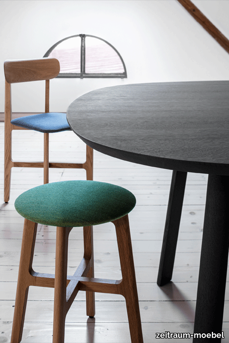 zeitraummoebel-tisch-raildine-massivholz-05-455x680.png