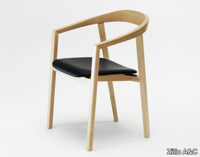 RO - Upholstered beech chair _ Zilio A&C